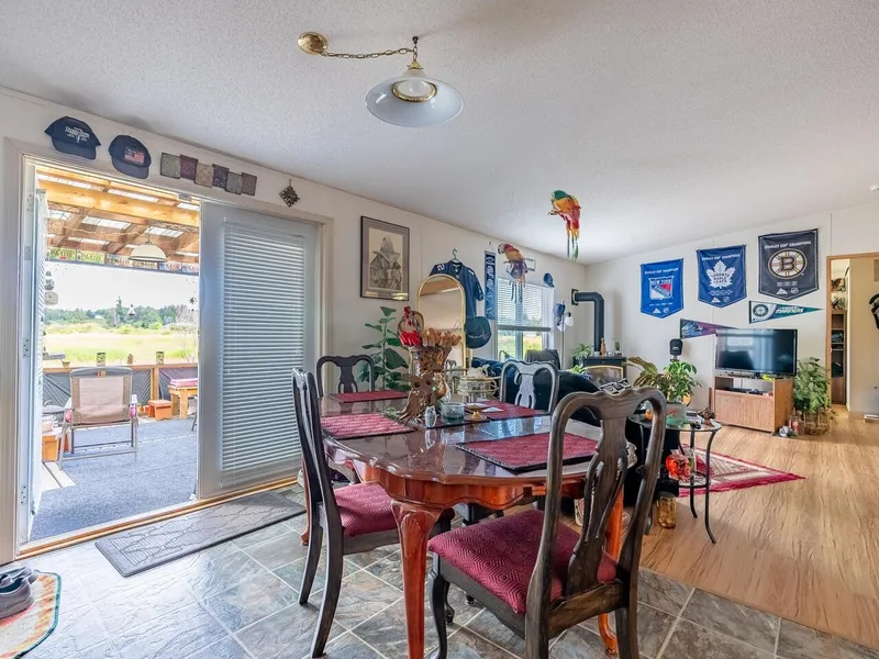 5316 216 STREET - photo 4 of 22