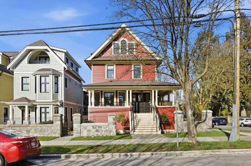 1967 NAPIER STREET - photo 3 of 25