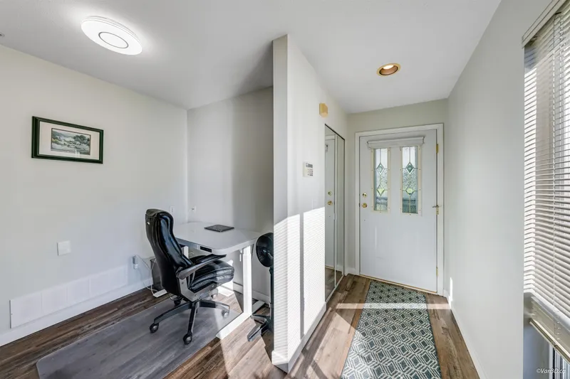 16 20881 87 AVENUE - photo 4 of 25