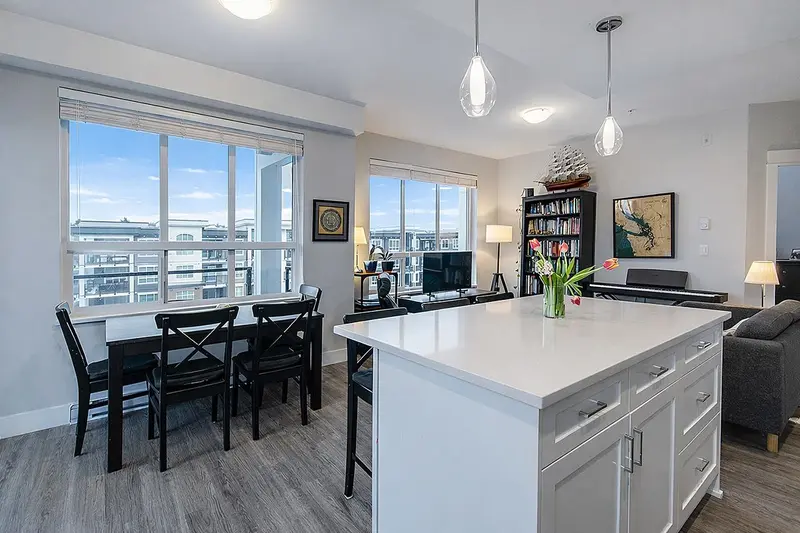 3614 2180 KELLY AVENUE - photo 1 of 25