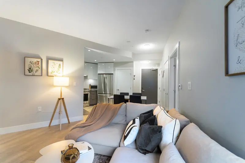 513 3588 SAWMILL CRESCENT - photo 4 of 25