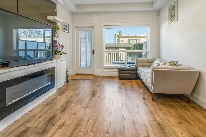 102 7088 SPERLING AVENUE - photo 2 of 25