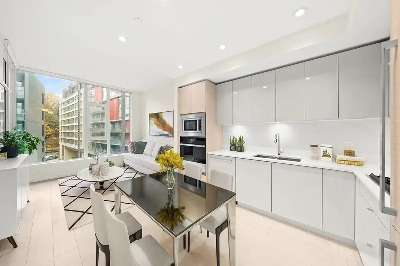 519 3438 SAWMILL CRESCENT - photo 2 of 25