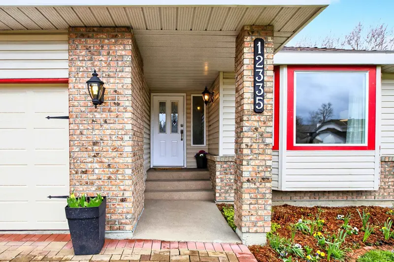 12335 206 STREET - photo 3 of 25