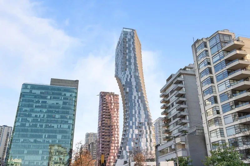 802 1568 ALBERNI STREET - photo 1 of 20