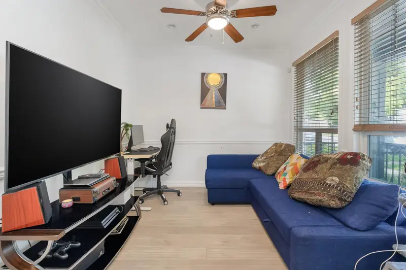 6999 144A STREET - photo 3 of 25