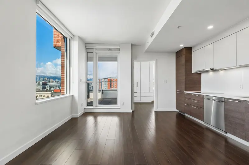 501 2508 WATSON STREET - photo 2 of 25