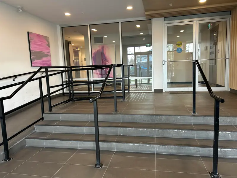 416 13963 105 BOULEVARD - photo 1 of 4