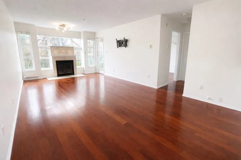 302 8728 SW MARINE DRIVE - photo 1 of 19