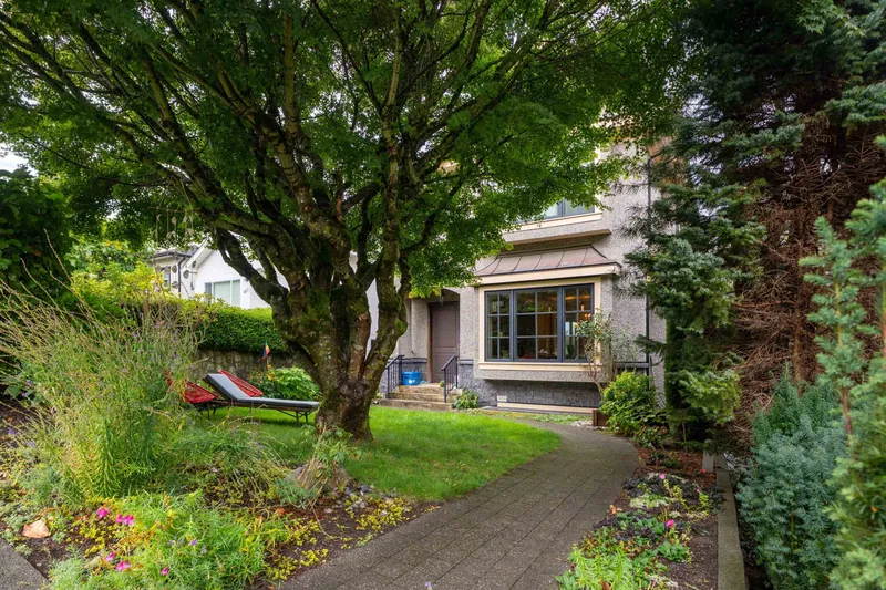 3511 W 15TH AVENUE - photo 3 of 25