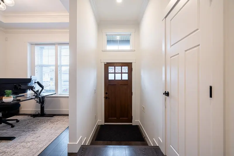 19162 73 AVENUE - photo 3 of 25