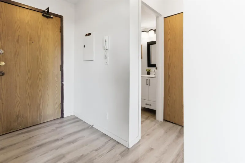 303 1296 W 70TH AVENUE - photo 2 of 15