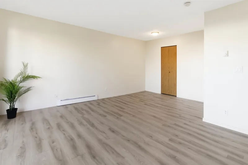 303 1296 W 70TH AVENUE - photo 4 of 15