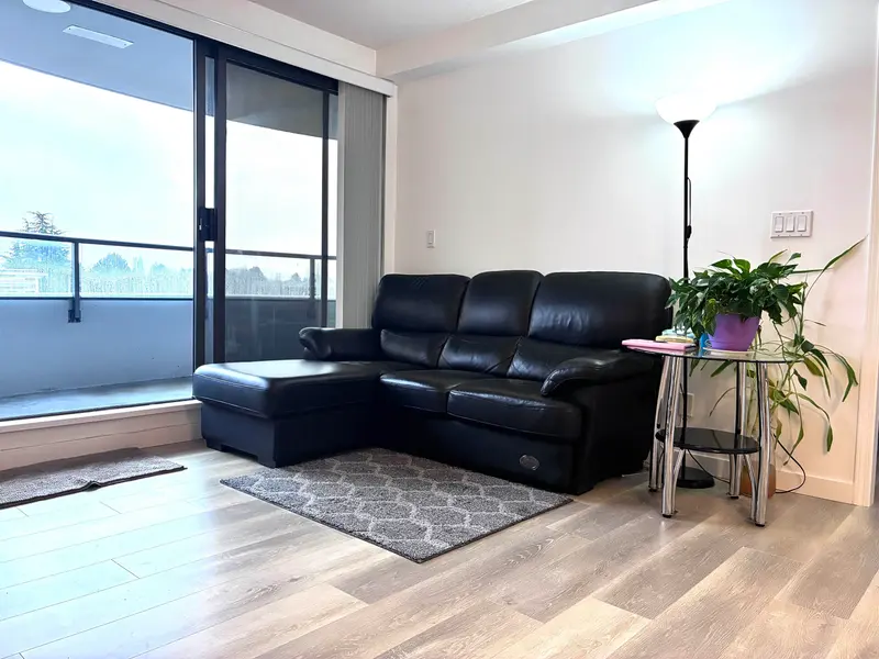 607 6611 COONEY ROAD - photo 2 of 18