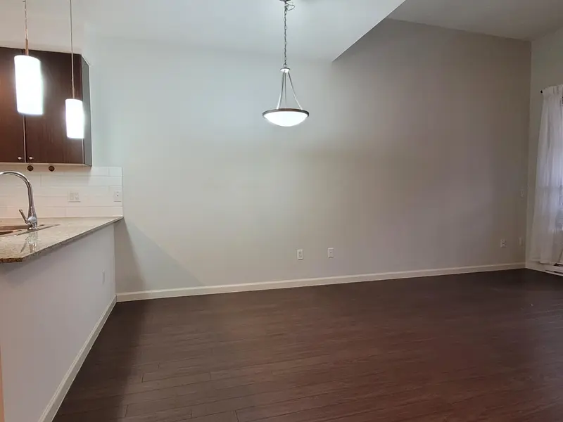 409 2484 WILSON AVENUE - photo 4 of 14