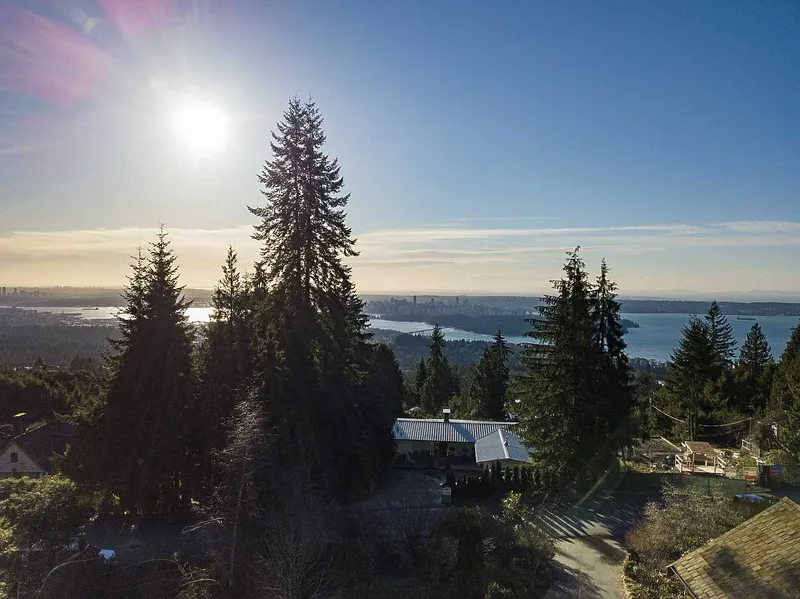 1145 MILLSTREAM ROAD - photo 1 of 25