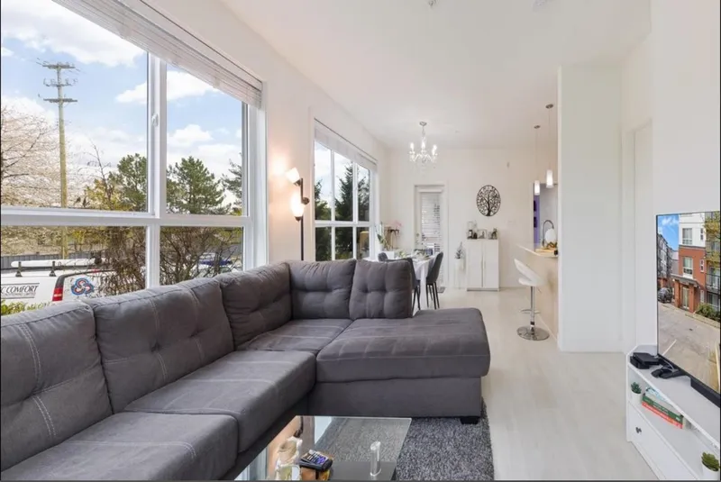 108 6438 195A STREET - photo 2 of 10