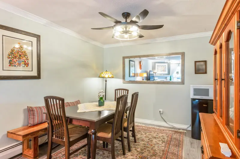 208 10160 RYAN ROAD - photo 4 of 25