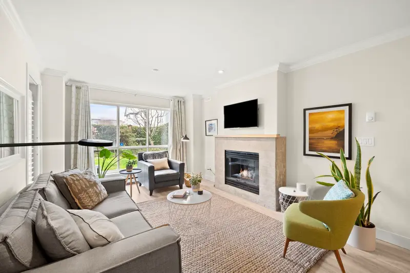 123 12633 NO. 2 ROAD - photo 3 of 25