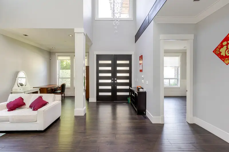 1540 MAPLE STREET - photo 4 of 25