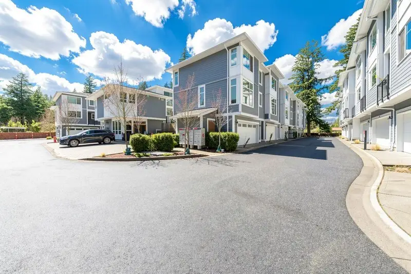 14 2328 167A STREET - photo 2 of 24