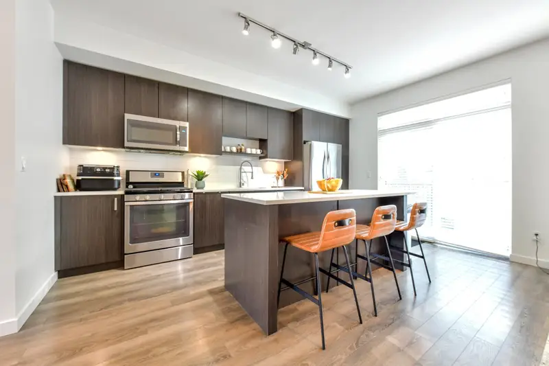 20 15268 28 AVENUE - photo 3 of 25