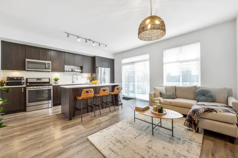 20 15268 28 AVENUE - photo 4 of 25