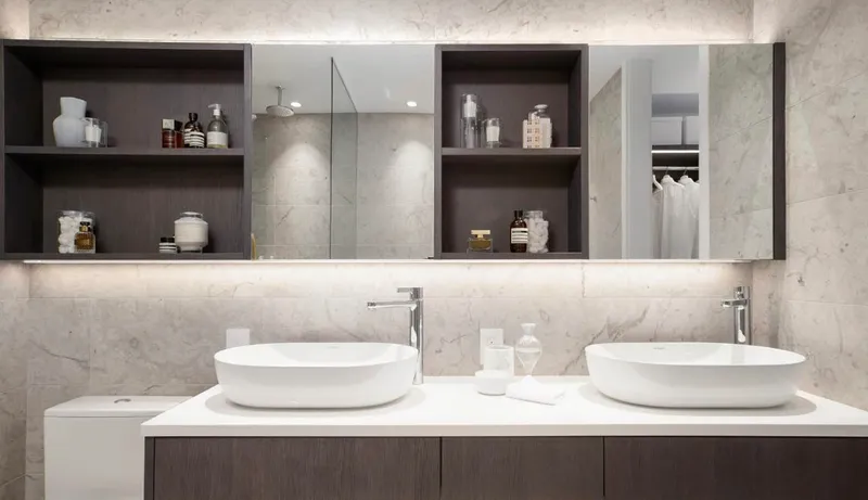 108 5168 CAMBIE STREET - photo 4 of 5