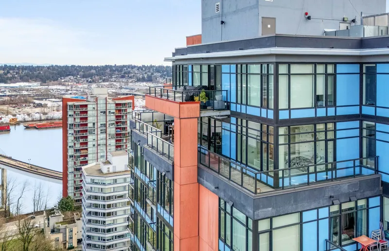 1801 188 AGNES STREET - photo 2 of 25