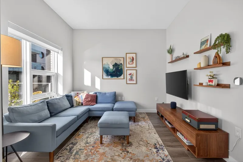 3 8693 OOLICHAN WAY - photo 3 of 25