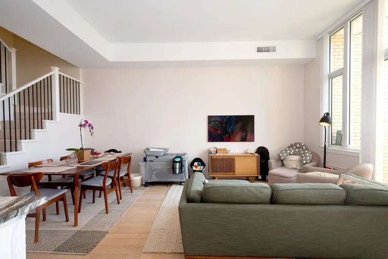 2063 W 10TH AVENUE - photo 4 of 25