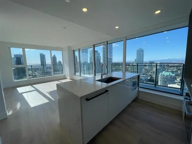 2705 4711 HAZEL STREET - photo 2 of 11