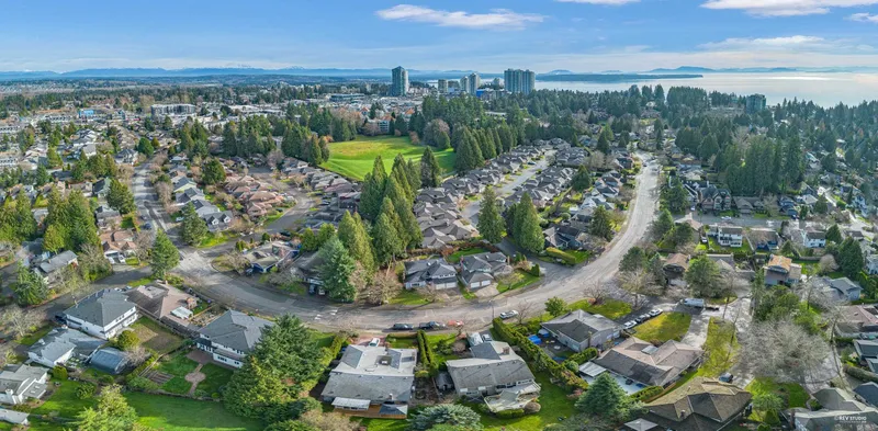 1898 SOUTHMERE CRESCENT - photo 4 of 25