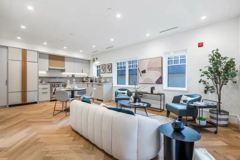 7059 CYPRESS STREET - photo 2 of 16