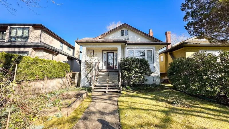 2319 W 47TH AVENUE - photo 1 of 17