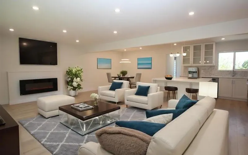 2076 CLARE PLACE - photo 1 of 25