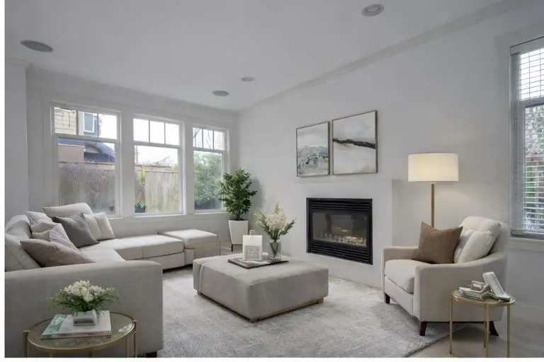 9 4780 55B STREET - photo 2 of 25