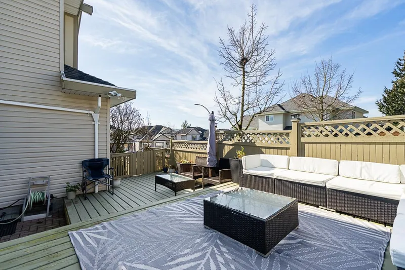 14605 67B AVENUE - photo 4 of 5