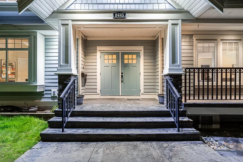 8445 15TH AVENUE - photo 2 of 25