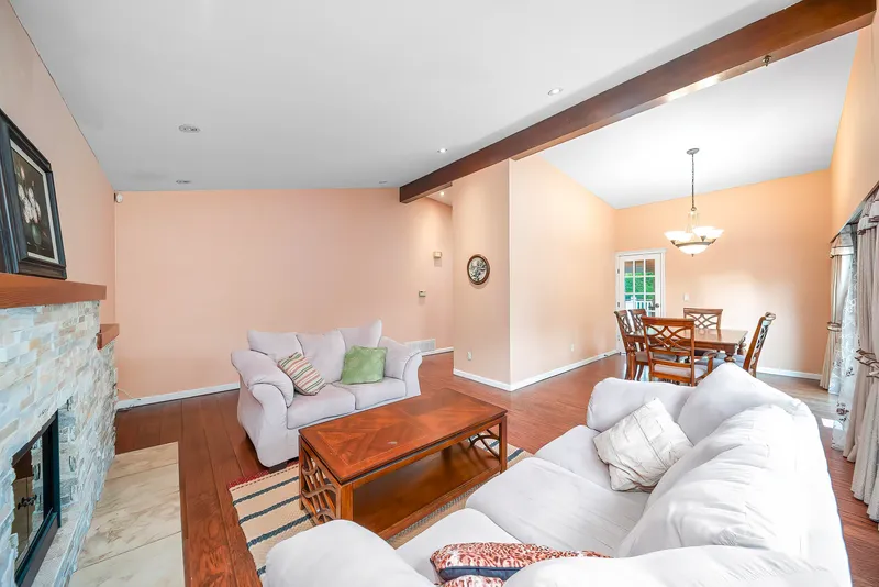 10751 MERSEY DRIVE - photo 4 of 25