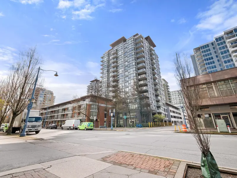 905 8100 SABA ROAD - photo 1 of 21