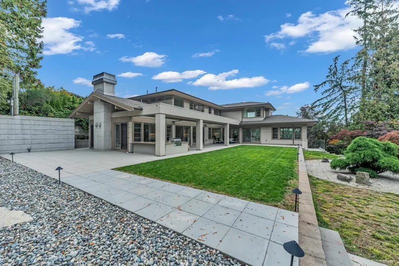 565 ROBIN HOOD ROAD - photo 1 of 25