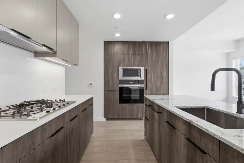 306 3590 W 39TH AVENUE - photo 4 of 25