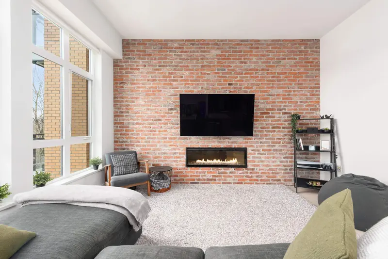 303 300 SALTER STREET - photo 4 of 25