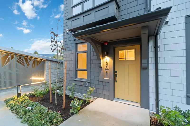 107 2320 EMERY COURT - photo 1 of 14