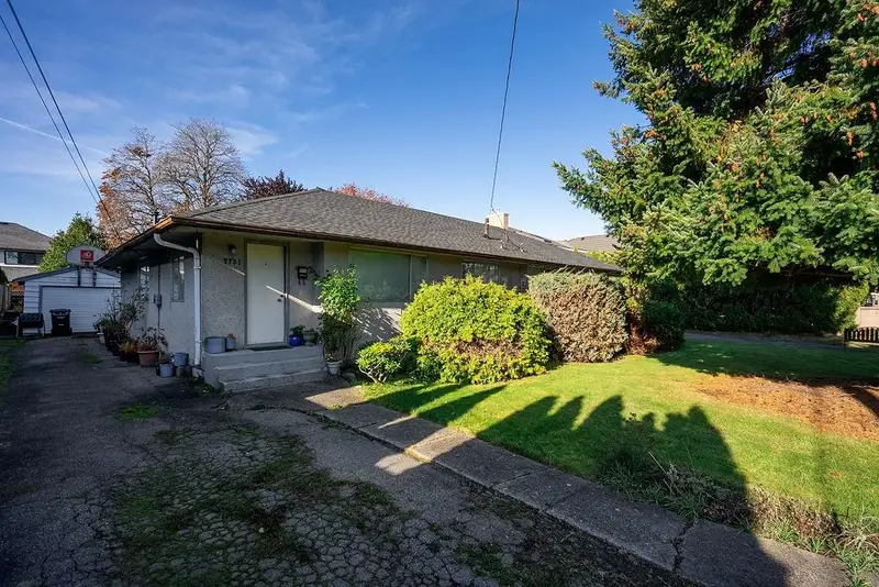 7711 EPERSON ROAD - photo 2 of 25