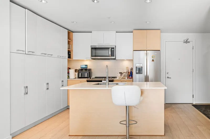 314 10603 140 STREET - photo 3 of 24