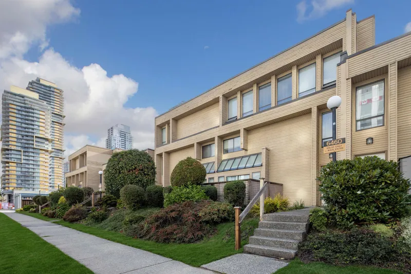 109 6460 CASSIE AVENUE - photo 2 of 25