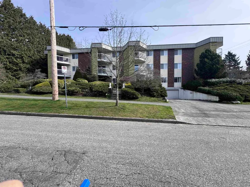 103 327 NINTH STREET - photo 4 of 25