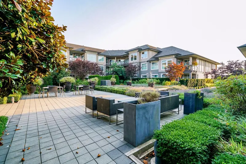 251 6758 188 STREET - photo 2 of 25